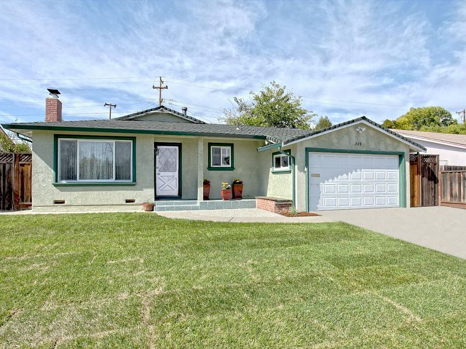 1st image of 749 Harriet Ave