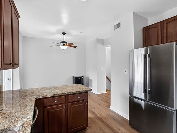 4th image of 5301 Seahorse Pl