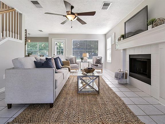 4th image of 7123 Wedgewood Dr