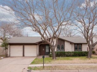 2401 Norwich Ct, Arlington, TX 76015