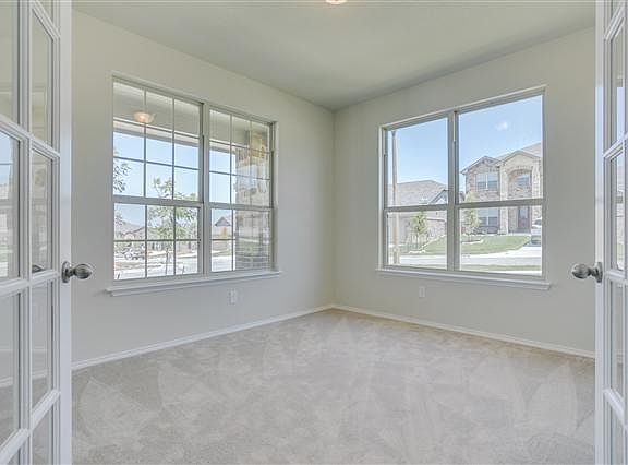 4th image of 3401 Seaside Dr