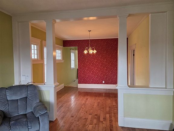 3rd image of 1035 Antimony St