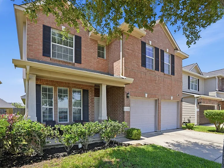 14410 Long Meadow Dr — Photo 3