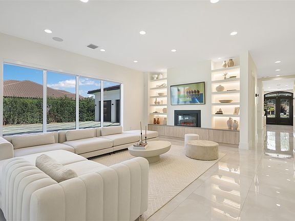 4th image of 13640 Pine Meadow Court
