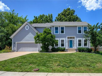 454 Country Ln, Lees Summit, MO, 64063
