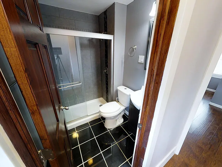 120 Lorraine Ave — Photo 10