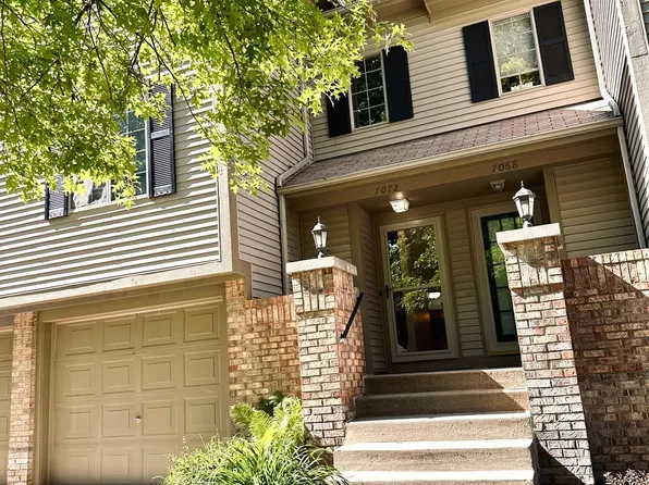 7072 Colonial Oaks Dr, Waterford, MI 48327