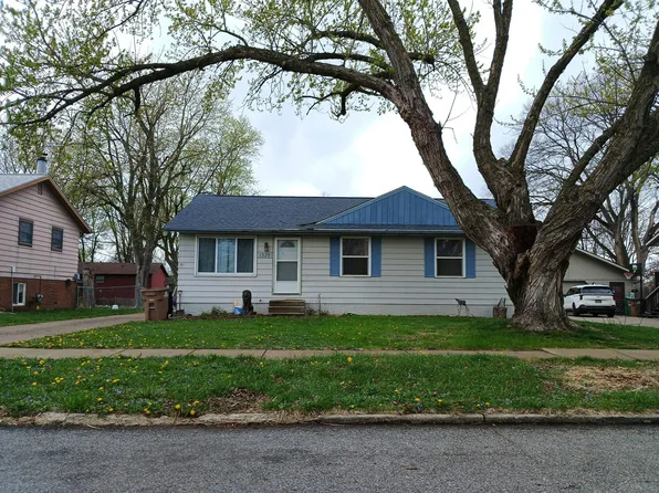 1329 Meadow Dr, Norwalk, IA 50211