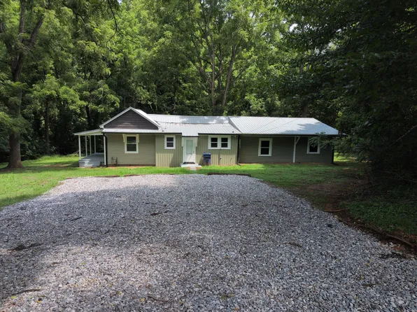 204A E Academy St, Randleman, NC 27317