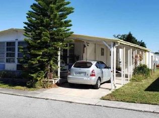 601 Starkey Rd #106, Largo, FL 33771