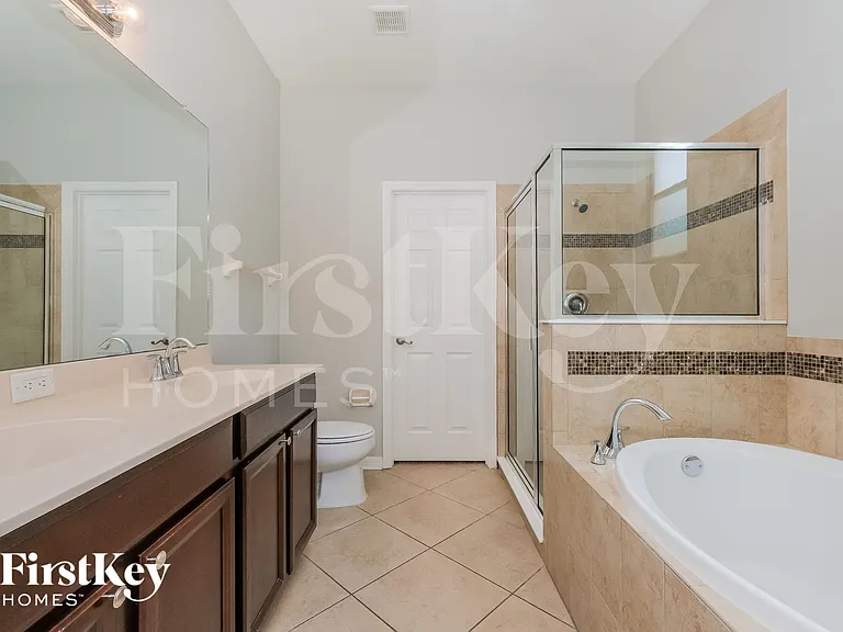 7847 Foxgrove Dr — Photo 10
