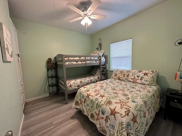 124 Howard Ave #D — Photo 26