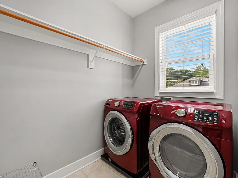 805 Laurel Garden Way — Photo 35