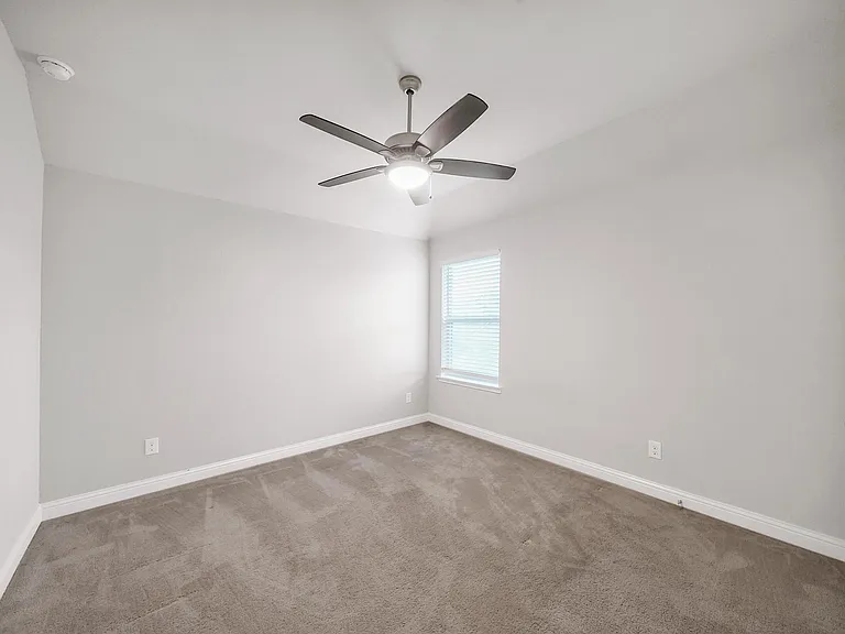 19434 Sergeant Ranch St — Photo 36