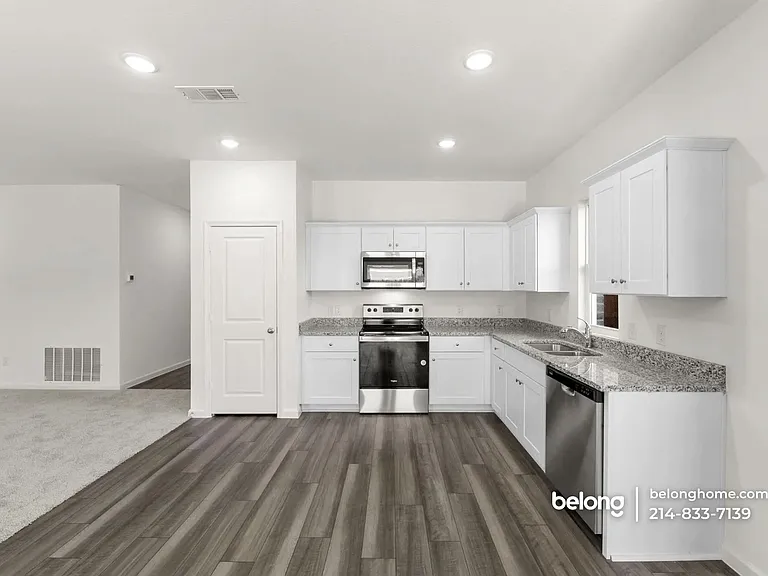 10308 Holycross Ln — Photo 13