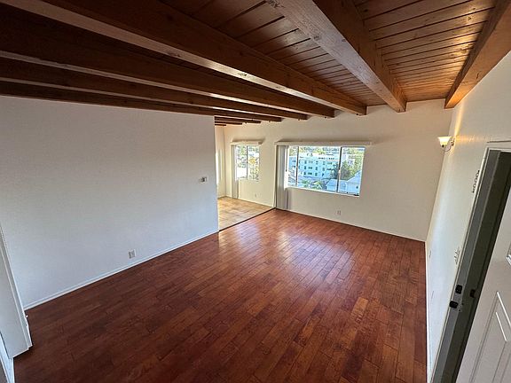 2nd image of 700 Robinson St APT 6