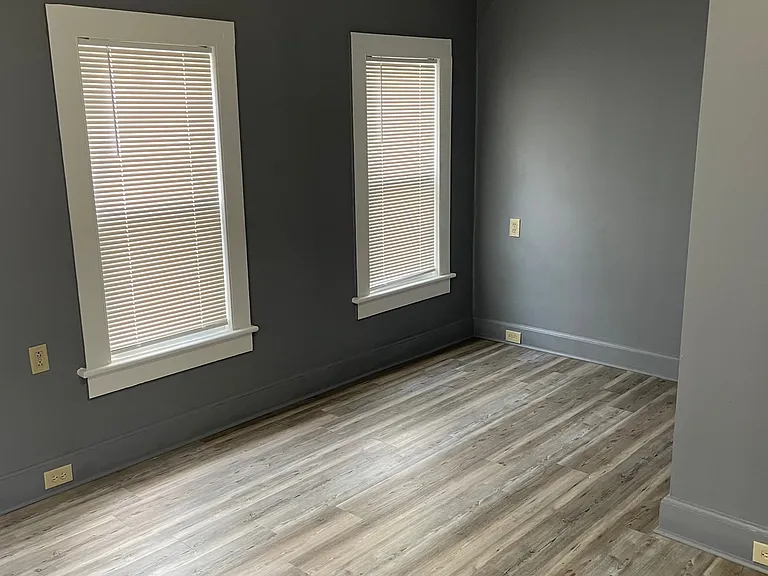 608 Sarah Street2nd Floor Apartment — Photo 3