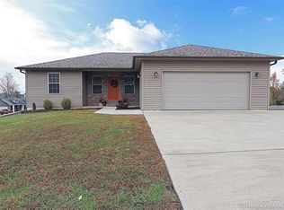 225 Eagles Xing, Cape Girardeau, MO 63701