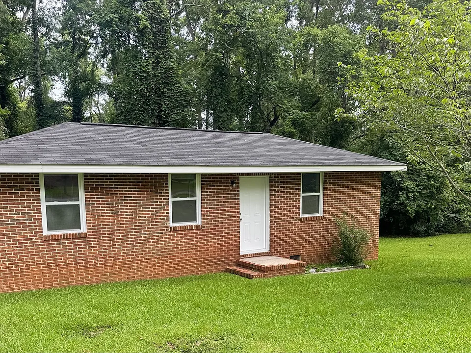 307 Crawford Ln