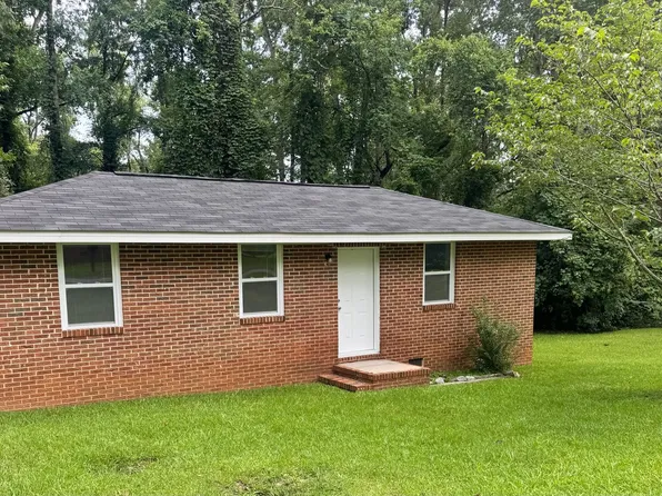 307 Crawford Ln, Thomson, GA 30824
