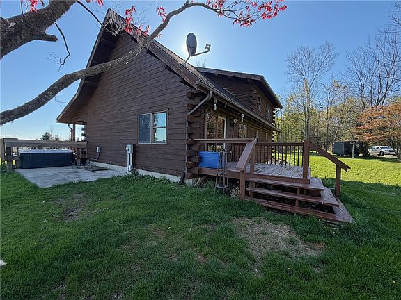 5th image of 9467 Reagan Rd