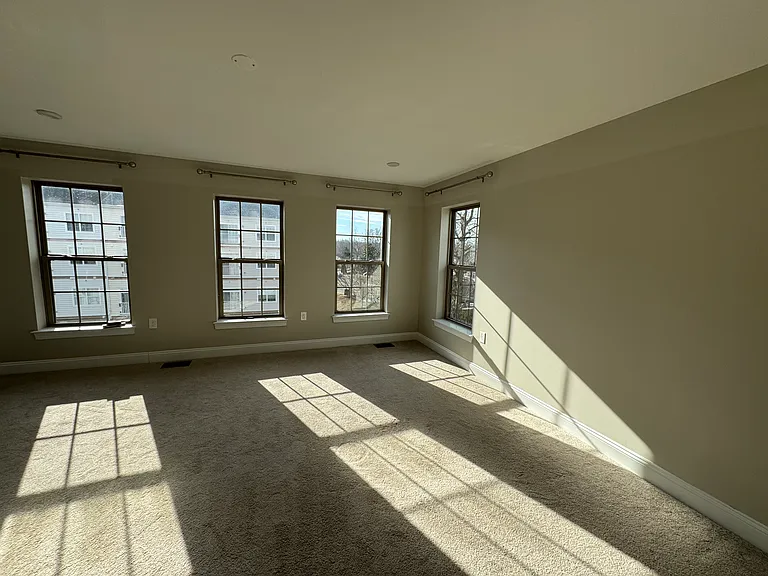 3685 Chippendale Cir — Photo 13