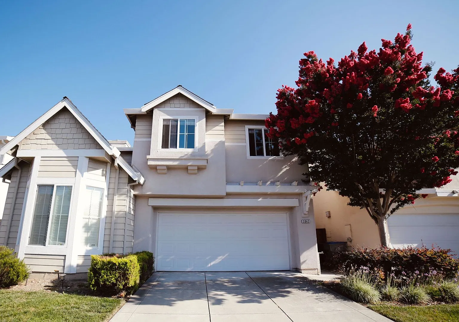 Beautiful North San Jose 4 Bedroom 2.5 Bath Single Family Home — Photo 2
