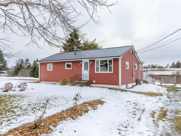 26 Brooklyn Rd, Sackville, NB E4L 1V7