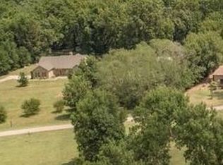 151 Seeley Rd, Ponca City, OK 74604