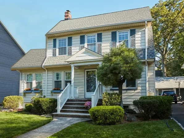 31 Plymouth Ave, Maplewood Twp., NJ 07040