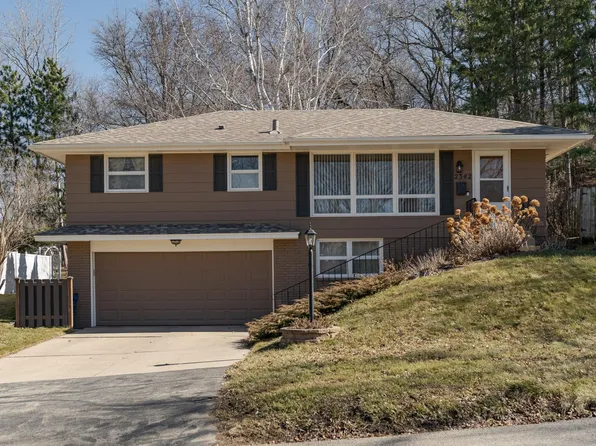 2342 11th Ave NW, Rochester, MN 55901