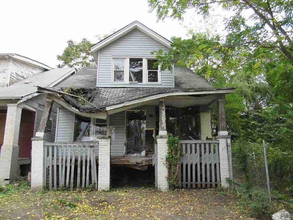 13926 Mackay