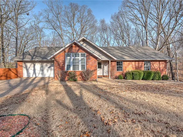 13778 Apple Ln, Rogers, AR 72756
