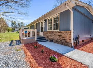 531 Stoney Mountain Rd, Hendersonville, NC 28791