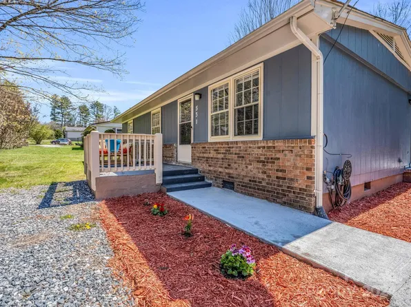 531 Stoney Mountain Rd, Hendersonville, NC 28791