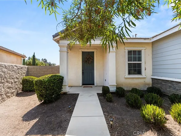 31986 Eaton Ln, Menifee, CA 92584
