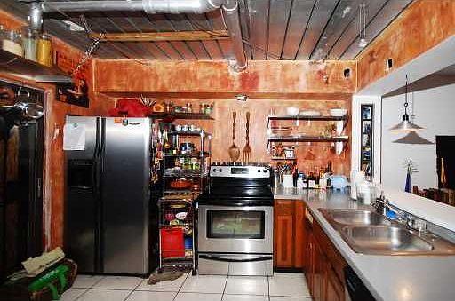 5th image of 505 NE 38th St #15