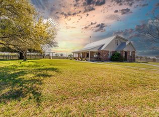 2110 Immenhauser Rd, Yoakum, TX 77995