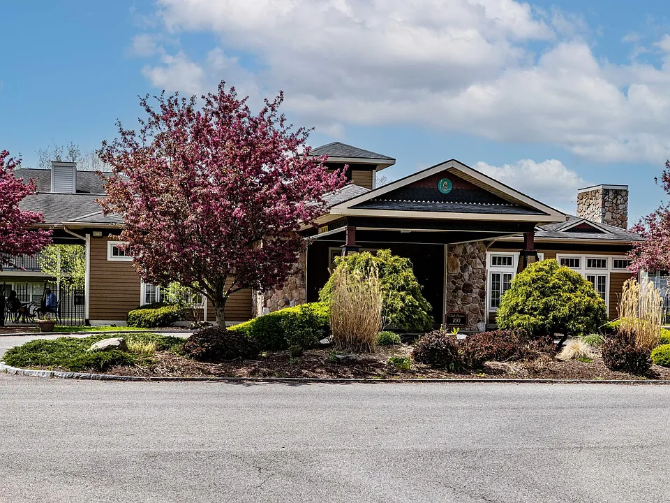 Suburban Park Apartments