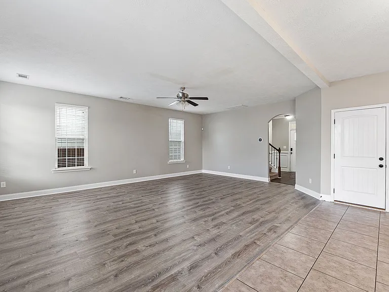 3070 Margot Ln — Photo 9