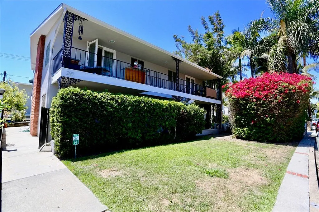 2 bed, 850 sqft, $3,350 — Photo 4
