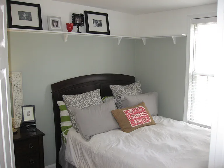 Second bedroom