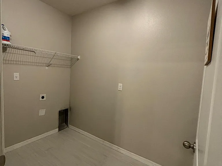 8103 Bilston Village Ln — Photo 5