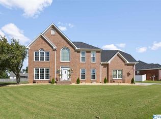 101 Shininghollow Cir, Meridianville, AL 35759