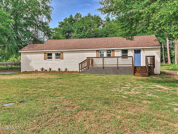 2nd image of 1911 Elizabeth Drive