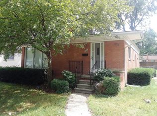 906 Woodlawn Ave, Royal Oak, MI