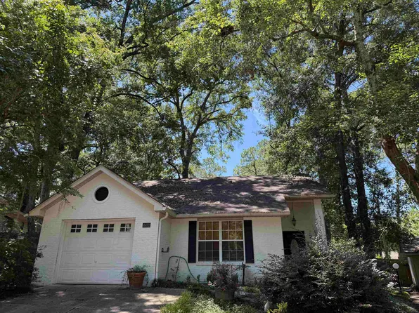 4472 Bay Shore Cir, Tallahassee, FL 32309