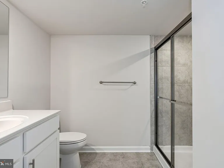 5616 Ludlow Pl — Photo 12