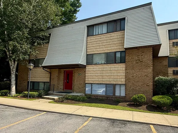 20 Pierces Road #13, Newburgh, NY 12550