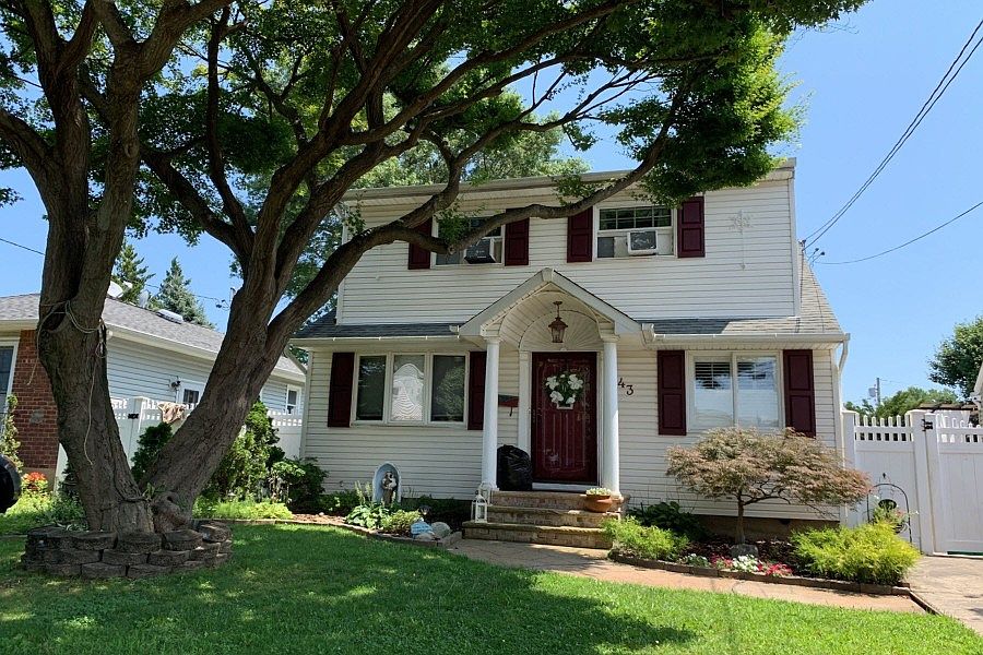 1st image of 43 Moeller St